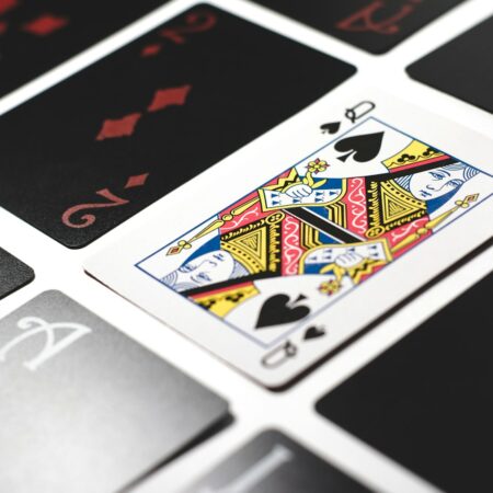 Blackjack Surrender – Att Ge Upp för Att Rädda Insatsen